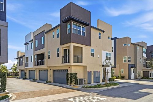 10557 Huxley Dr, Rancho Cucamonga, CA, 91730-0370 | Card Image