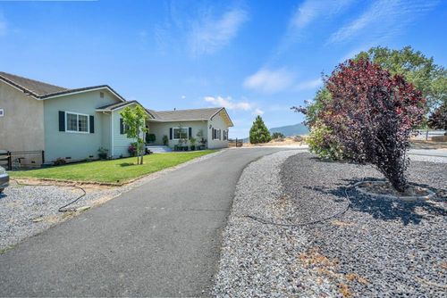 1221 Magers Rd, San Andreas, CA, 95249-9455 | Card Image