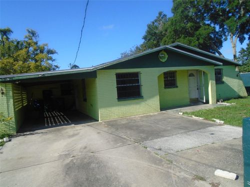 3011 E Ellicott St, TAMPA, FL, 33610-2135 | Card Image