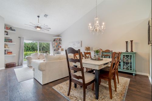 10537 Pelican Dr, Wellington, FL, 33414-6167 | Card Image