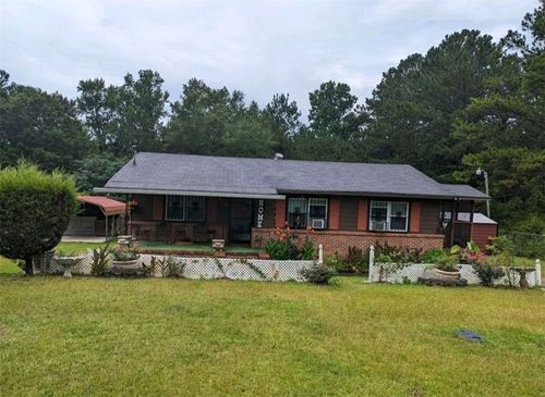 2102 Susie Cir, Tuskegee, AL, 36083-2436 | Card Image