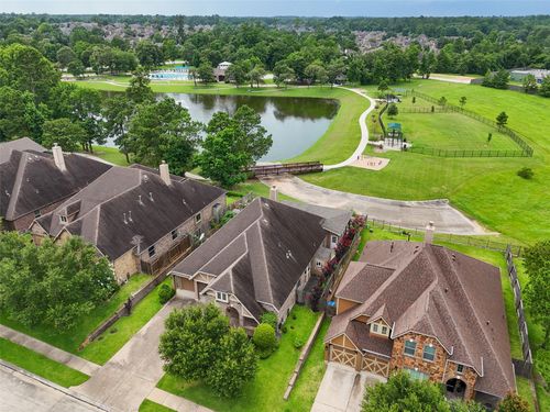 2045 Forest Haven Dr, Conroe, TX, 77384-3507 | Card Image