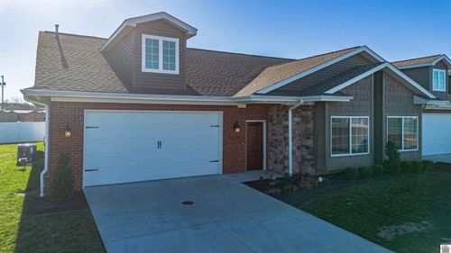 3226 Mallard Cir, Paducah, KY, 42001-9565 | Card Image