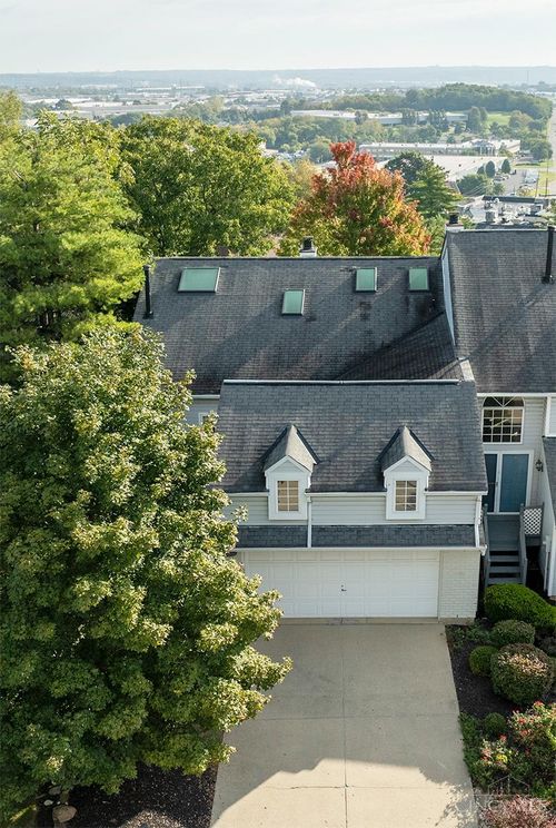 12152 Peak Dr, Cincinnati, OH, 45246 | Card Image