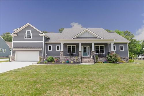 115 Osborn Ln, Seaford, VA, 23696-2693 | Card Image