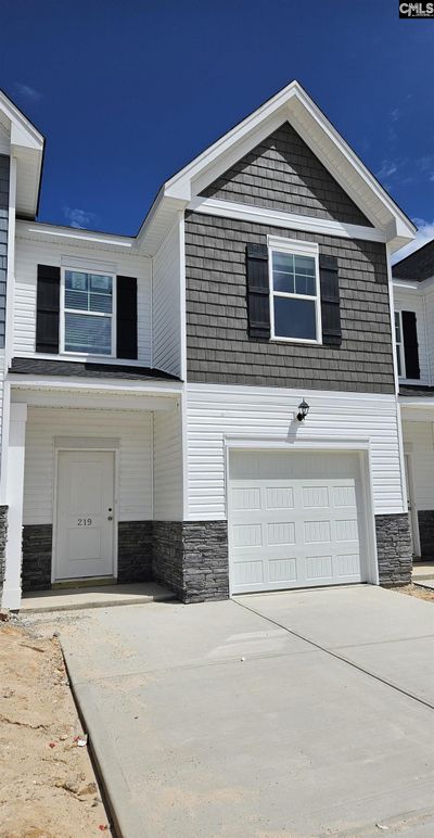 219 Sunny Hill Drive, Townhouse with 3 bedrooms, 2 bathrooms and null parking in Blythewood SC | Image 2