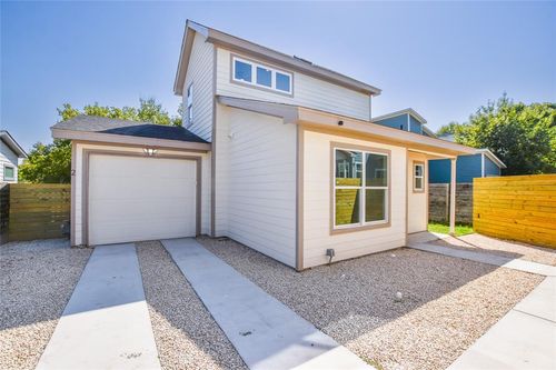 2-7103 Bennett Ave, Austin, TX, 78752-3204 | Card Image