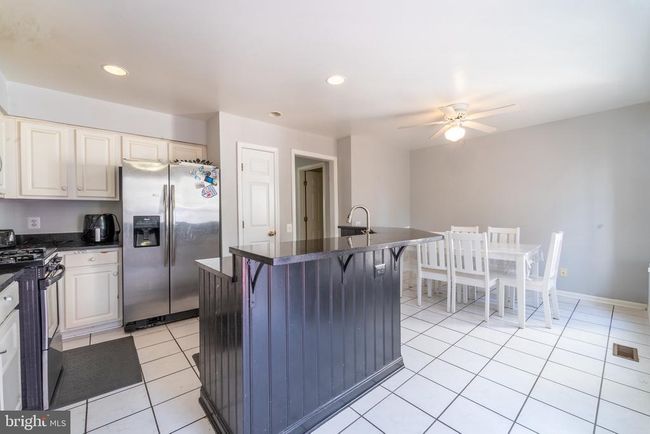 3959 Blysdale Ln, Townhouse with 3 bedrooms, 4 bathrooms and null parking in WOODBRIDGE VA | Image 10
