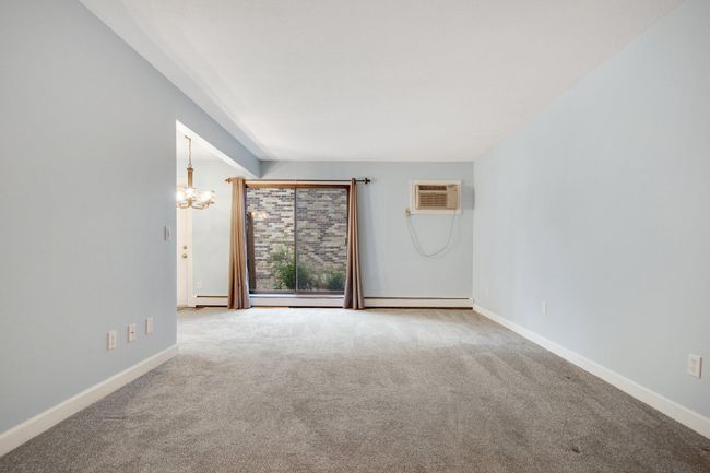 APT-4 - 4584 Cedar Lake Rd S, Condo with 2 bedrooms, 1 bathrooms and null parking in Saint Louis Park MN | Image 6