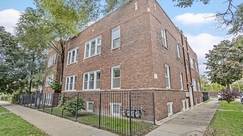 1e-3903 W Shakespeare Ave, Chicago, IL, 60647-3430 | Card Image