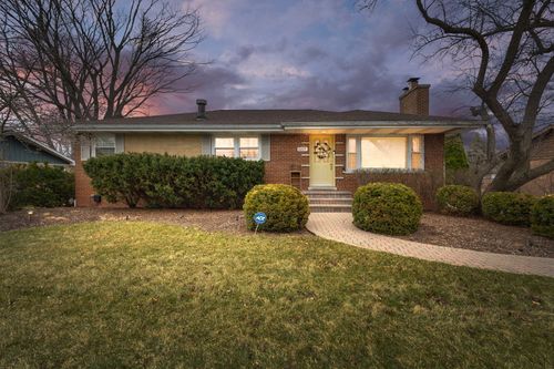 8225 Lorel Ave, Burbank, IL, 60459-2151 | Card Image
