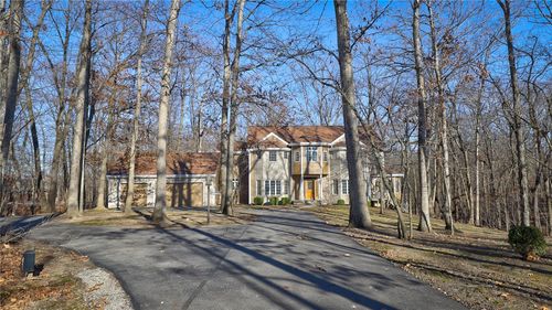 3260 Woodland Shores Dr, Decatur, IL, 62521-8446 | Card Image