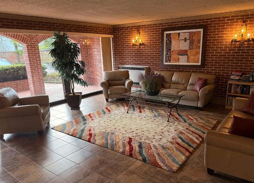 apt-304-2066 Saint Johns Ave, Highland Park, IL, 60035-2454 | Card Image