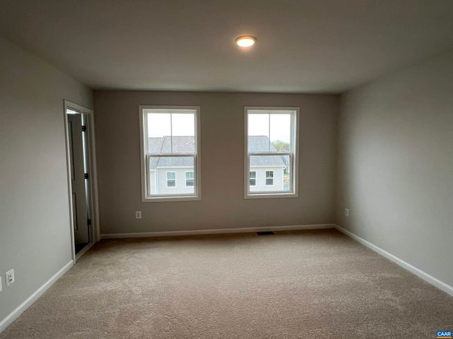 6033 Mccomb St, House attached with 4 bedrooms, 4 bathrooms and null parking in CROZET VA | Image 15