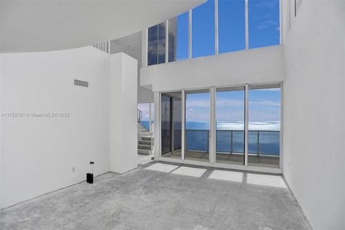 ph4-19111 Collins Ave, Sunny Isles Beach, FL, 33160-2376 | Card Image