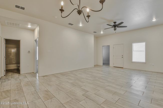 4 Kemper St, Home with 10 bedrooms, 8 bathrooms and 1 parking in Lubbock TX | Image 23
