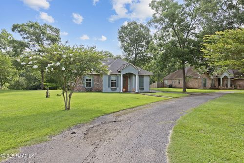 124 Buttercup St, Washington, LA, 70589-9110 | Card Image