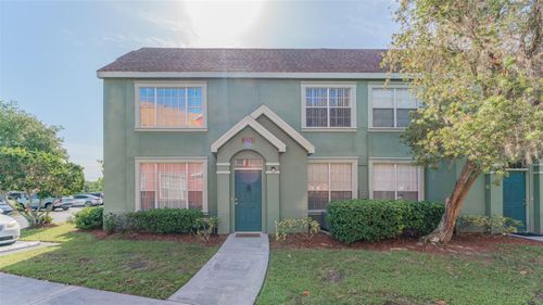 10568 Windsor Lake Ct, TAMPA, FL, 33626-1950 | Card Image