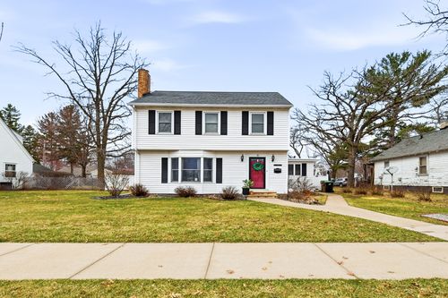 810 Miles St, Chippewa Falls, WI, 54729-2127 | Card Image