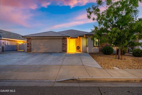 43837 Madison Ct, Lancaster, CA, 93536-2606 | Card Image