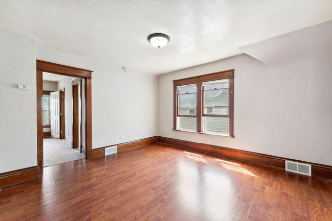 906 5 Th St E, Home with 0 bedrooms, 0 bathrooms and null parking in Saint Paul MN | Image 5