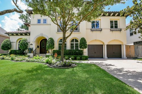 5303 Pocahontas St, Bellaire, TX, 77401-4822 | Card Image