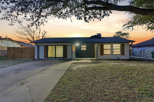 747 Quinette Dr, Seagoville, TX, 75159-1751 | Card Image