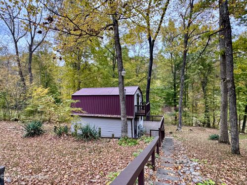 1074 Lake Of The Woods Loop, Hardinsburg, KY, 40143-6463 | Card Image