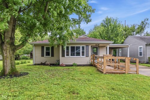 1039 Fairfax St, Anderson, IN, 46012-4340 | Card Image