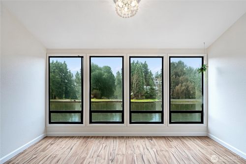 apt-96-6260 139th Ave Ne, Redmond, WA, 98052-4521 | Card Image