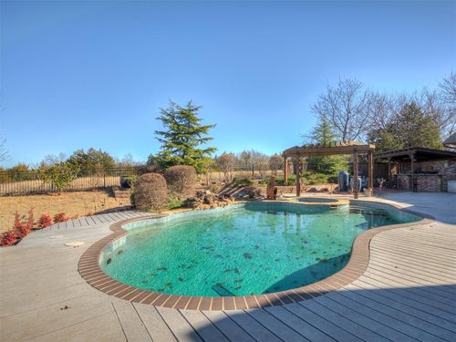 3301 Santa Rosa Ct, Norman, OK, 73071-5078 | Card Image