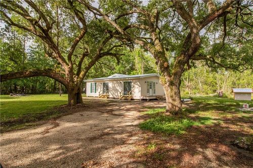 59421 Pine Ridge Rd, Lacombe, LA, 70445-4144 | Card Image