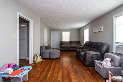 1707 Arlington Rd, Hopewell, VA, 23860-6119 | Card Image