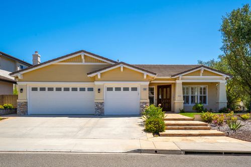 696 Via Vis, Newbury Park, CA, 91320-6768 | Card Image