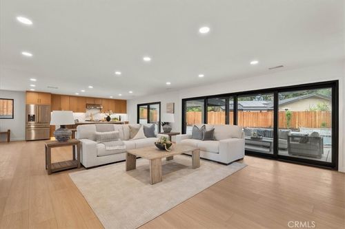 2000 Redondo Pl, Fullerton, CA, 92835-3306 | Card Image