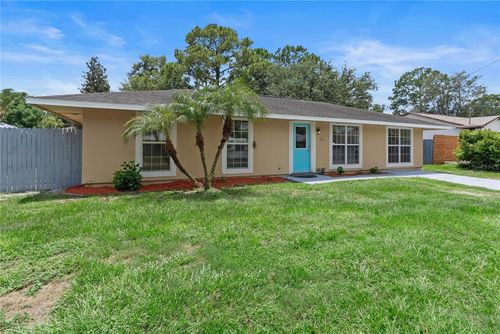 211 Valencia Rd, DEBARY, FL, 32713-3916 | Card Image