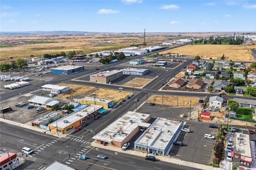101 E Main St, Othello, WA, 99344-1039 | Card Image