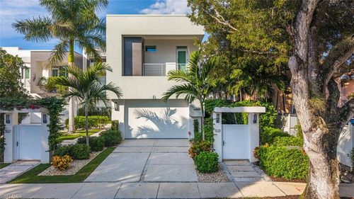 1559 Chesapeake Ave, NAPLES, FL, 34102-0503 | Card Image