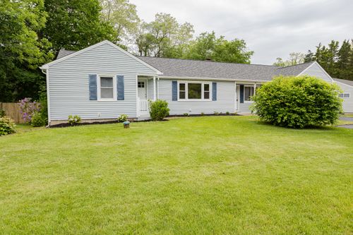 38 Dinwoodie Dr, North Branford, CT, 06471-1538 | Card Image