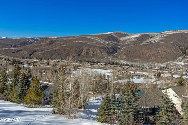 W - 824 Eagle Drive Cir, Home with 5 bedrooms, 5 bathrooms and null parking in Avon CO | Image 42
