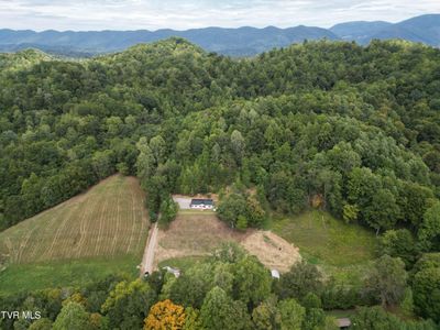 16057 Rich Valley Road, House other with 3 bedrooms, 2 bathrooms and null parking in Abingdon VA | Image 2