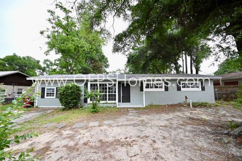 131 Adkinson Dr, Crestview, FL, 32536-2303 | Card Image