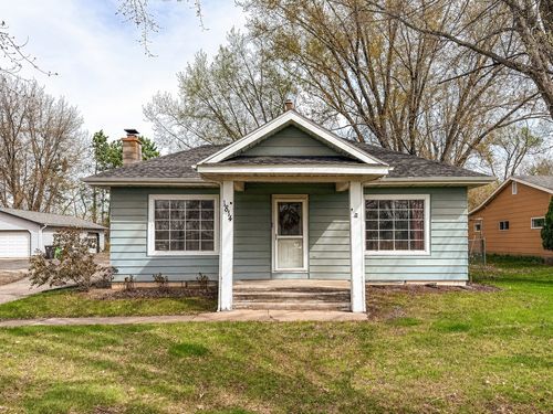 1814 Vine St, Eau Claire, WI, 54703-4930 | Card Image