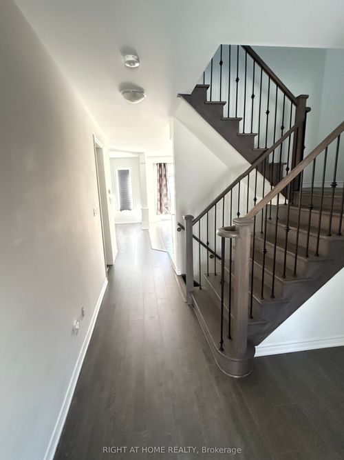 34 Hickling Lane, Ajax, ON, L1T0P9 | Card Image