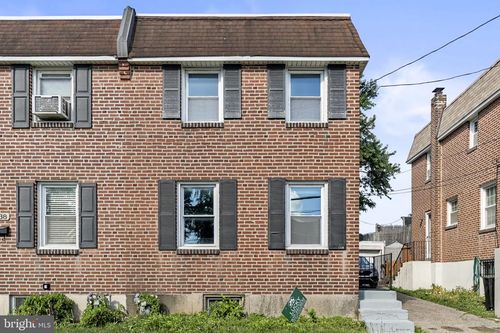 1240 Harding Dr, HAVERTOWN, PA, 19083-5223 | Card Image