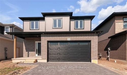 {{alt}} | Card Image