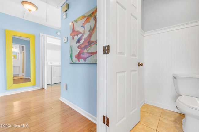 Upper unit | Image 67