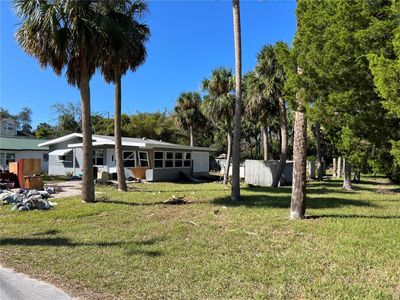 7803 Davis Street, House other with 2 bedrooms, 1 bathrooms and null parking in Port Richey FL | Image 3