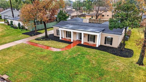 5911 Southern Hills Dr, Houston, TX, 77069-1361 | Card Image