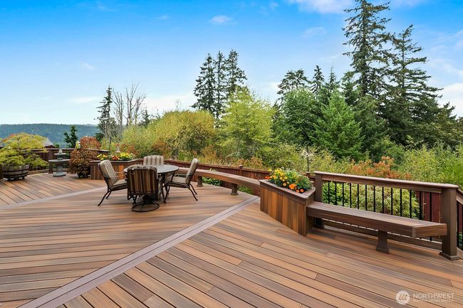 This deck! Oh so beautiful! | Image 27
